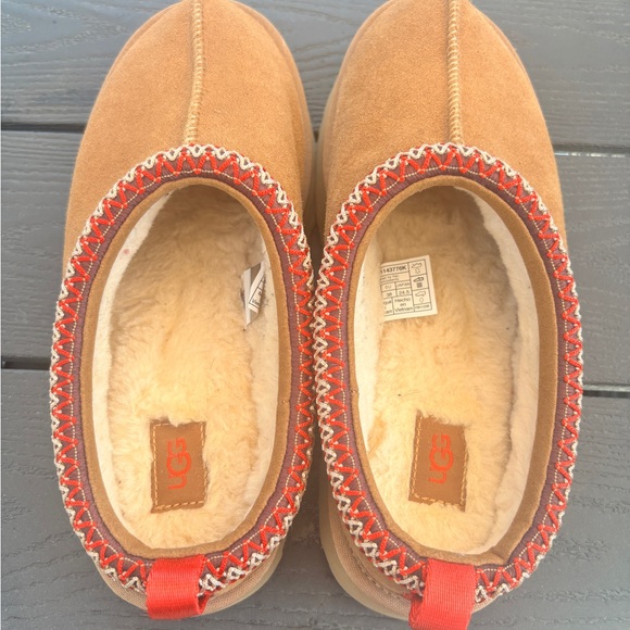 UGG Kids/ Women’s Tazz Platform Slipper - Picture 3 of 6